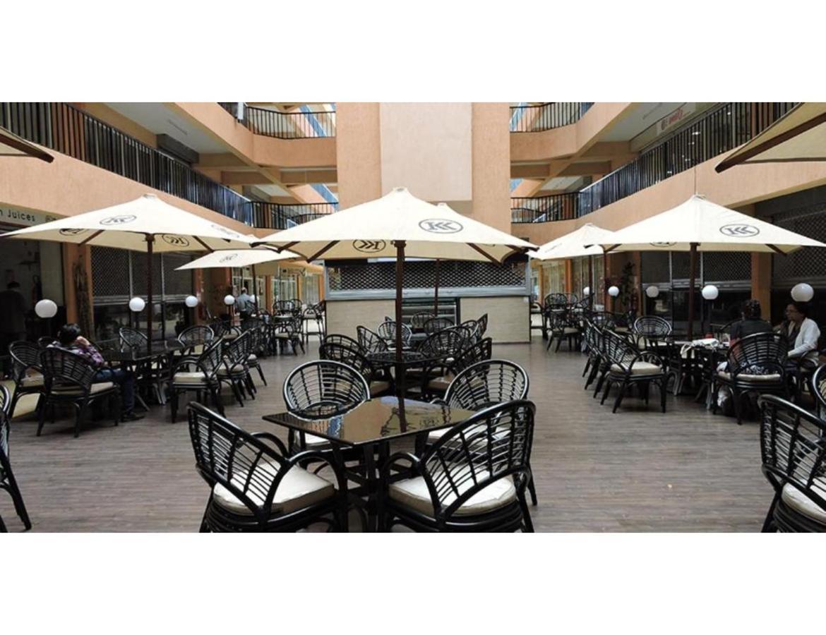 Sky Hotel Nairobi Esterno foto