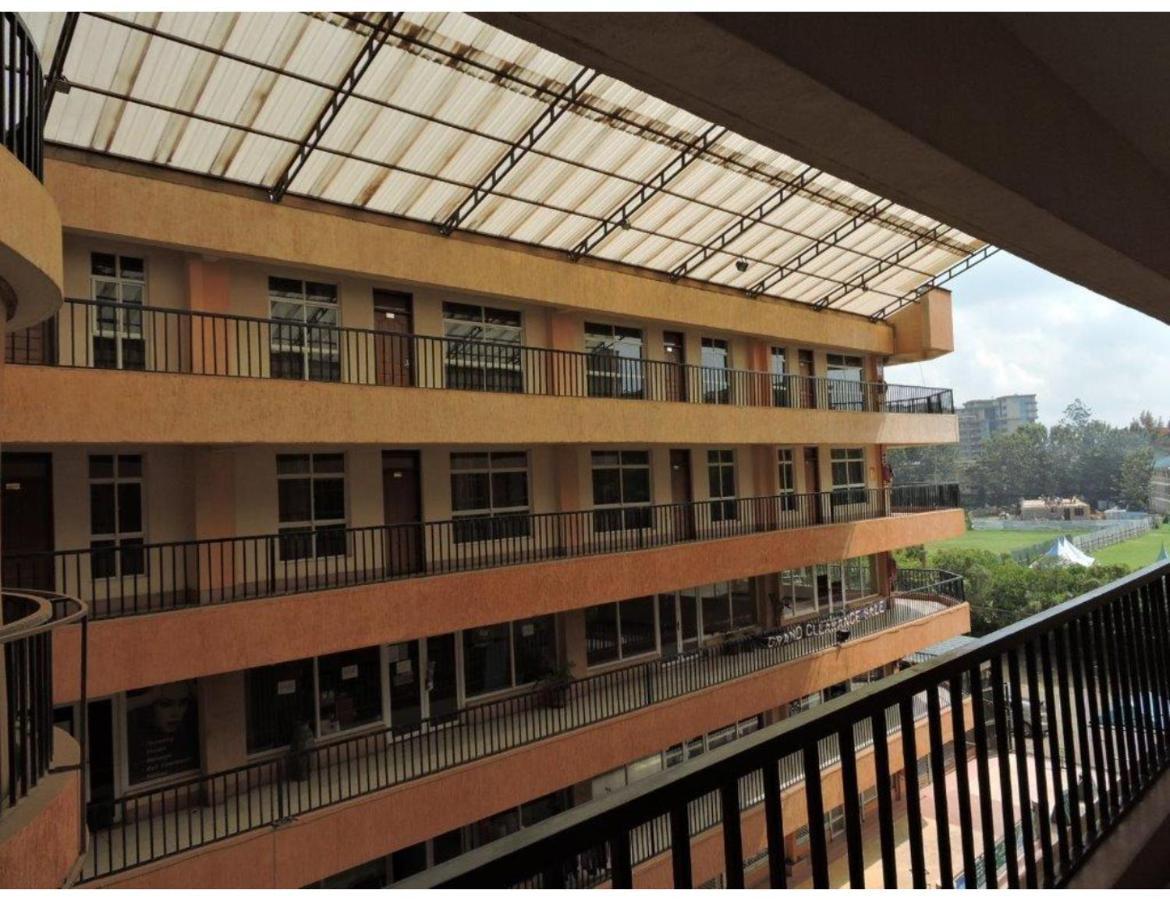 Sky Hotel Nairobi Esterno foto
