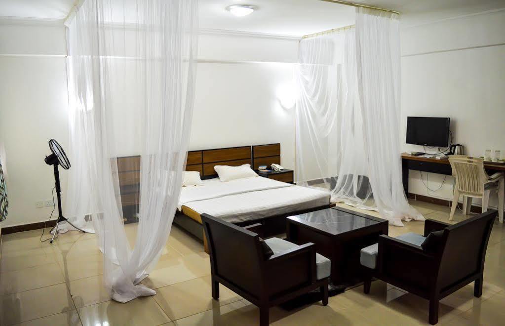 Sky Hotel Nairobi Esterno foto